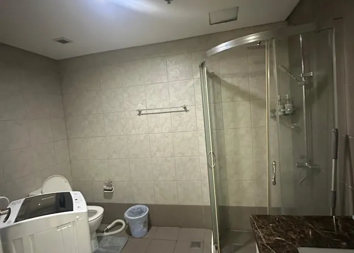 Monarch Parksuites